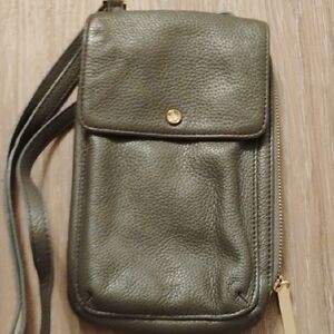 G.I.L.I. Olive Leather Crossbody with Gold Details